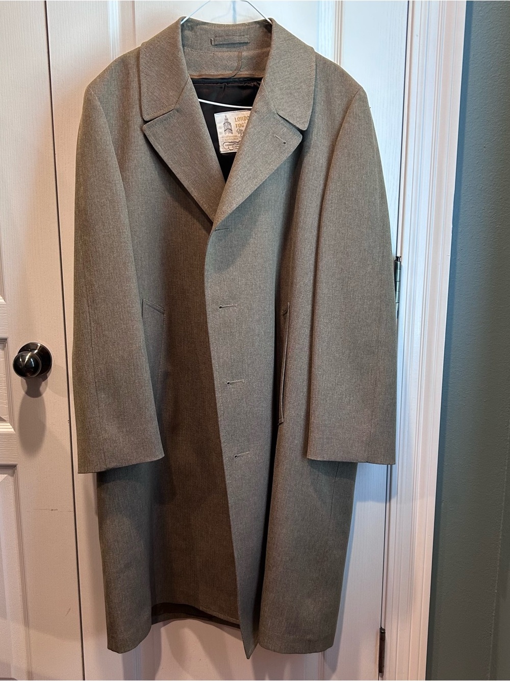 VTG London Fog Fully Lined Tan Men’s Size 42R Made In The USA 1980s Trench Coat